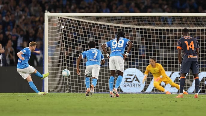 Napoli Move Top of Serie A with Win Over Inter