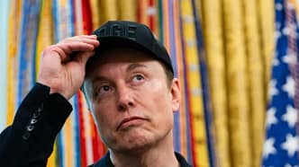 Elon Musk launches Grokipedia