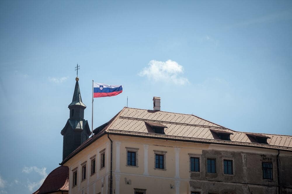 Slovenian Ministers Quit Over Roma-Blamed Attack