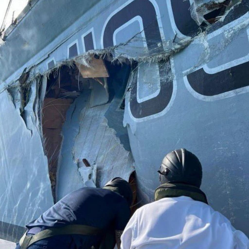 Two British Warships Collide in Middle East Port, No Injuries Reported