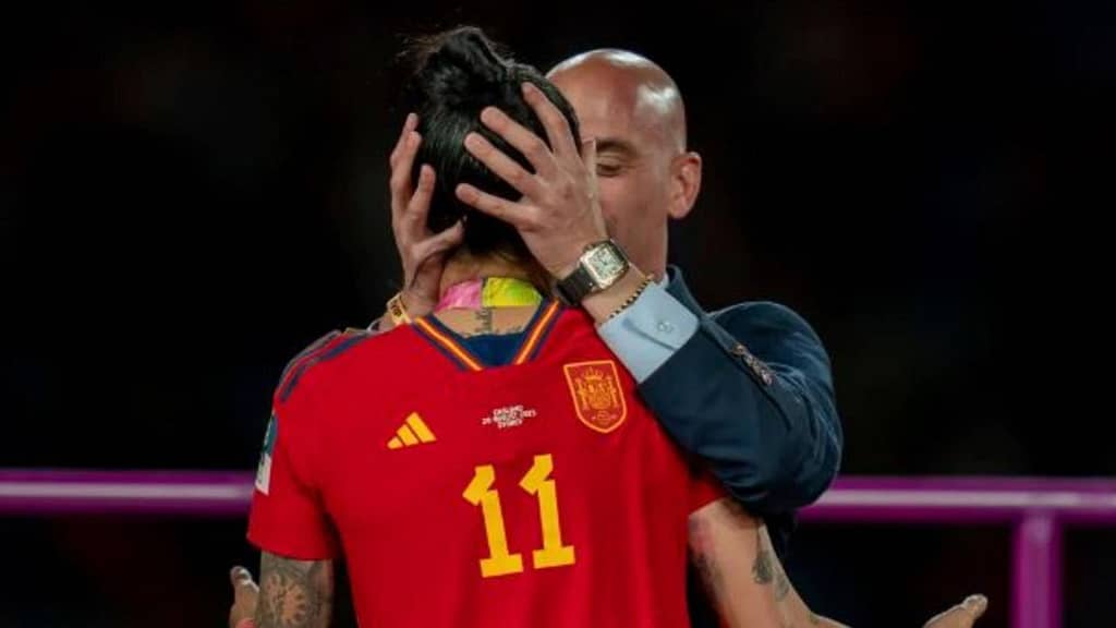 Hermoso Tells Court Rubiales’ Kiss Was Inappropriate in Any Setting