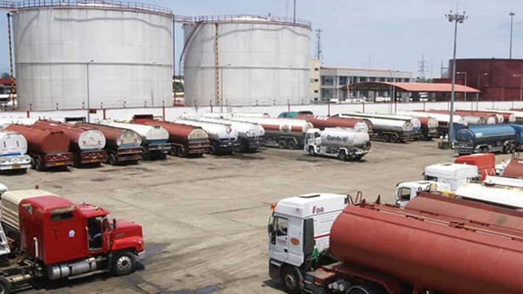IPMAN Warns That NNPCL-Dangote Fuel Price War is Hurting Marketers