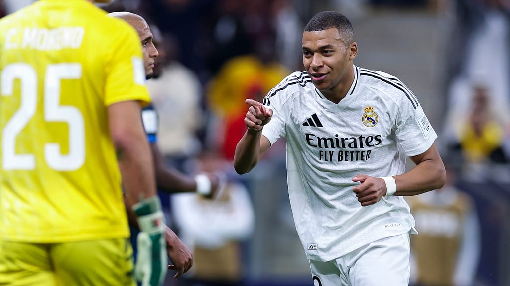 Real Madrid Crush Salzburg to Keep Champions League Hopes Alive