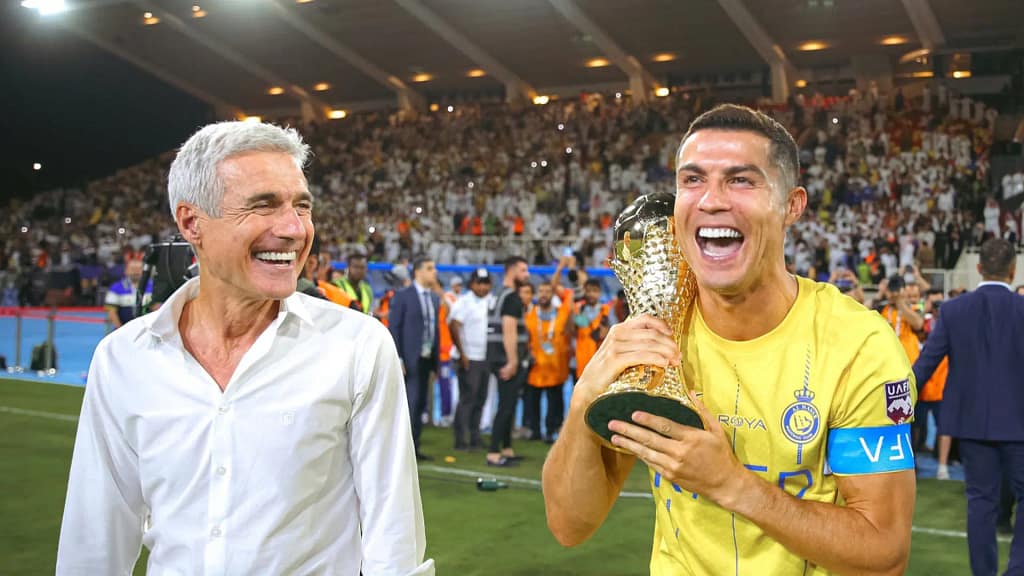 Ronaldo’s Al Nassr Part Ways with Coach Luis Castro Following Poor Form