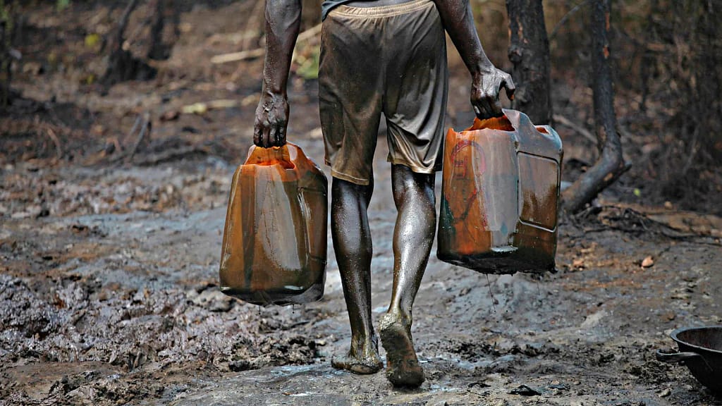 Army Seizes 350 Thousand Litres of Stolen Oil