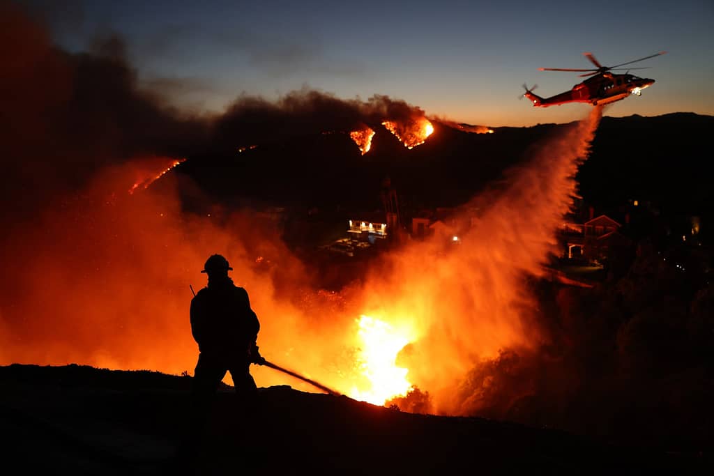 Grammys_Los Angeles Wildfire Devastation Leaves Evacuated Residents in Shock.