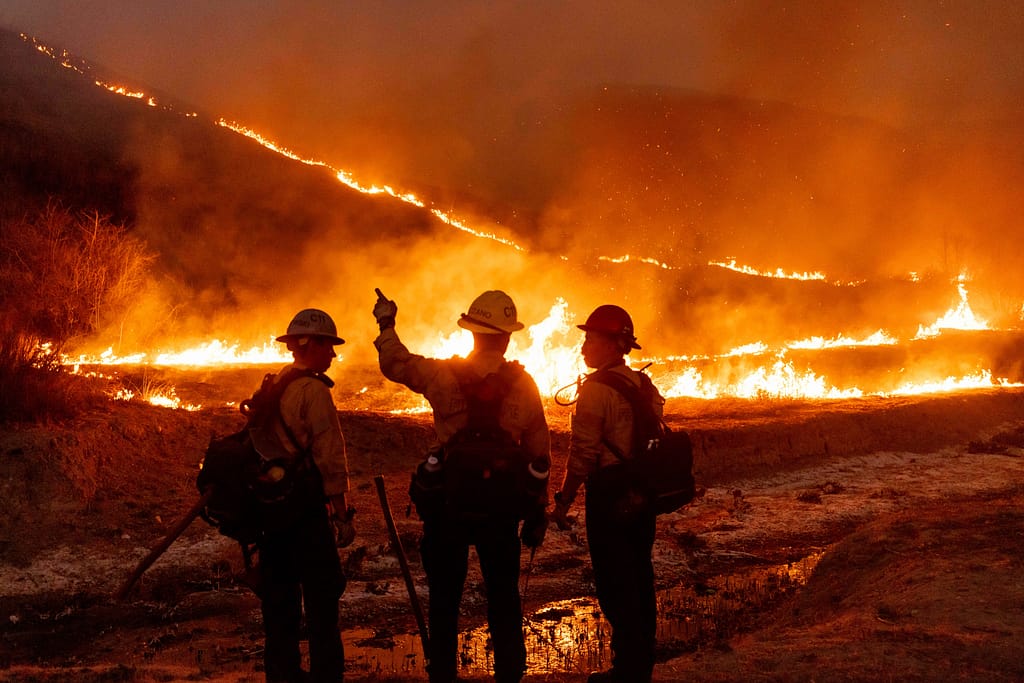 New Wildfire Near Los Angeles Forces Evacuations