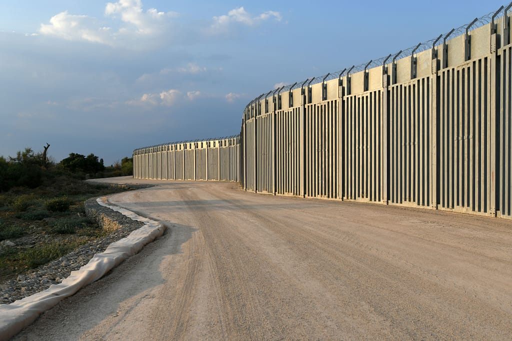 Wall_Türkiye (News Central TV)