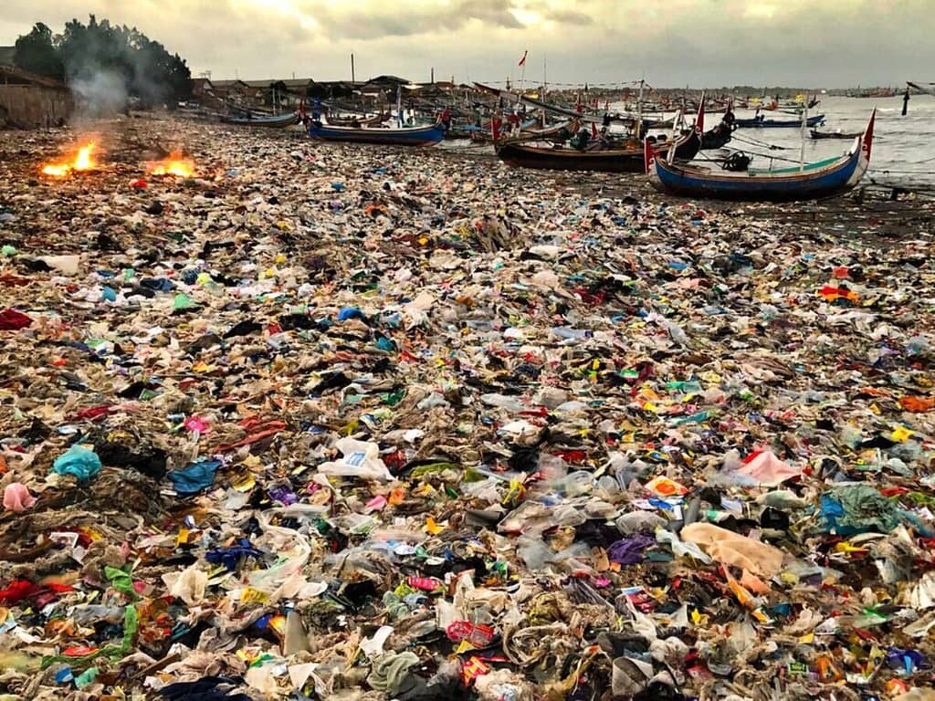 UN Announces New Round of Plastics Pollution Talks Set for August