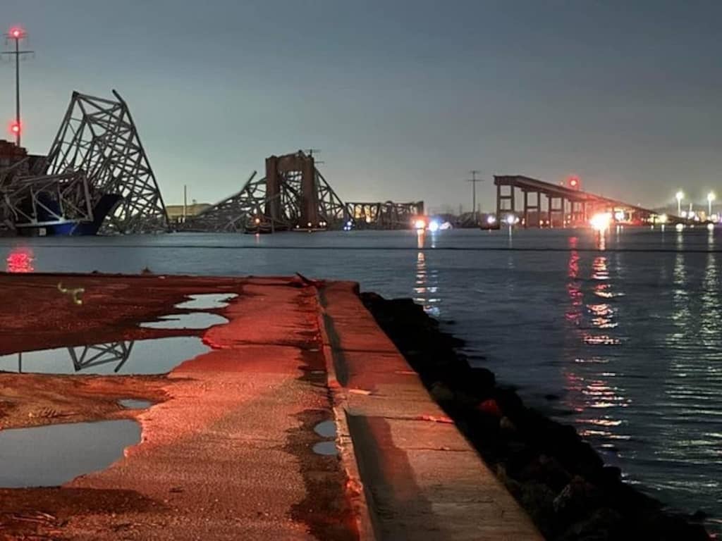 Mayland Bridge Collapse (News Central TV)