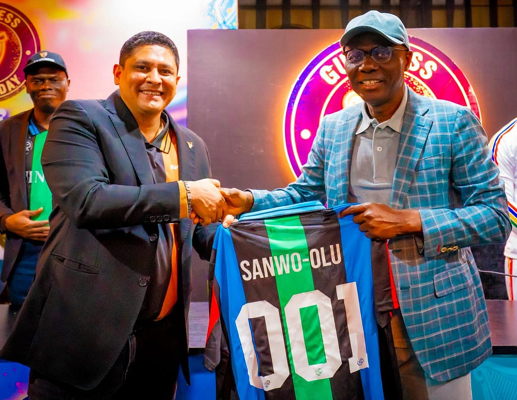 Sanwo-Olu Welcomes Premier League Trophy in Lagos