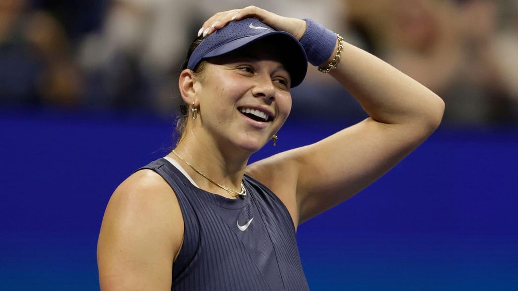 Anisimova Thrashes Gauff to Reach China Open Final