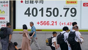 Asian Markets Pause Ahead of Fed Cut