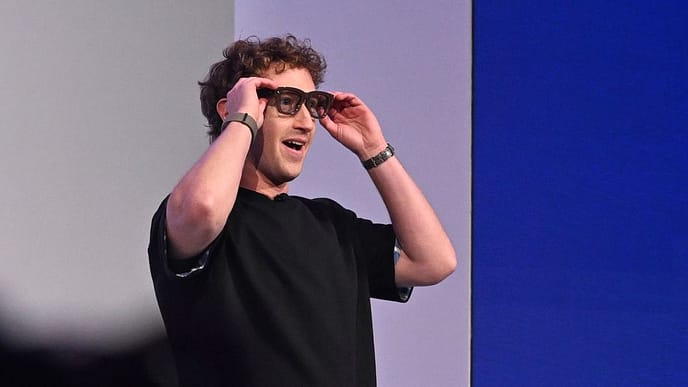 Meta Unveils New AI Smart Glasses