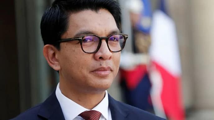 Madagascar Leader Vows to Fix Problems or Resign