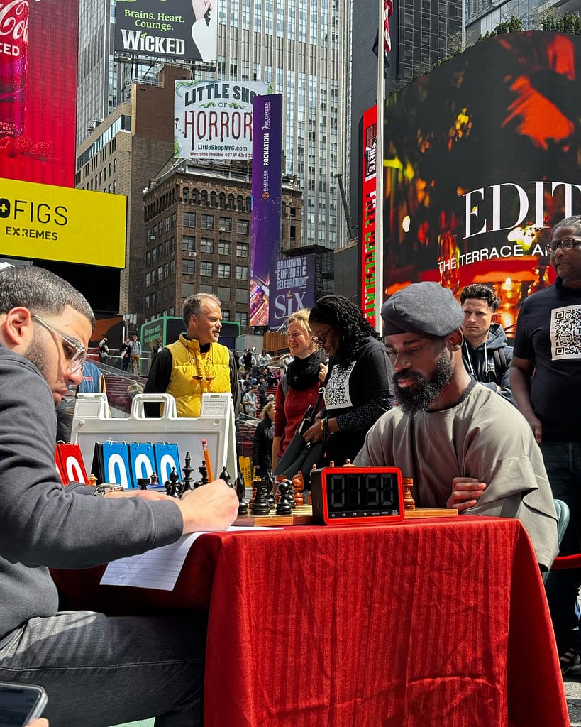 Nigerians Cheer Onakoya as He Starts Chess Marathon( News Central TV)