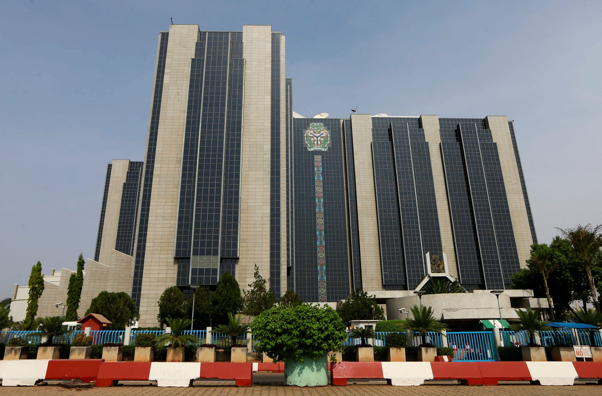 Banks (News Central TV)