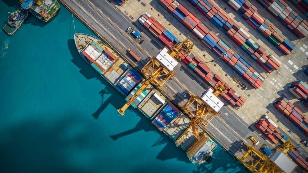 Egypt's Suez Canal Revenues Plunge by 40% Amidst Houthi Attacks