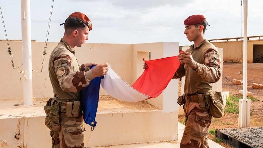 France Hands Over Military Base to Senegal