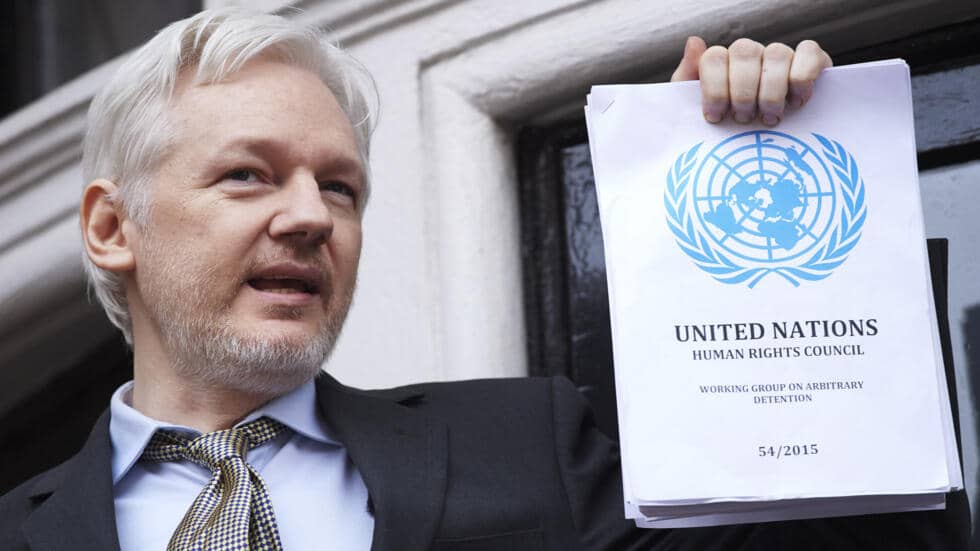 Julian Assange UK Court to Hear Wikileaks Founder's Final Appeal Against US Extradition