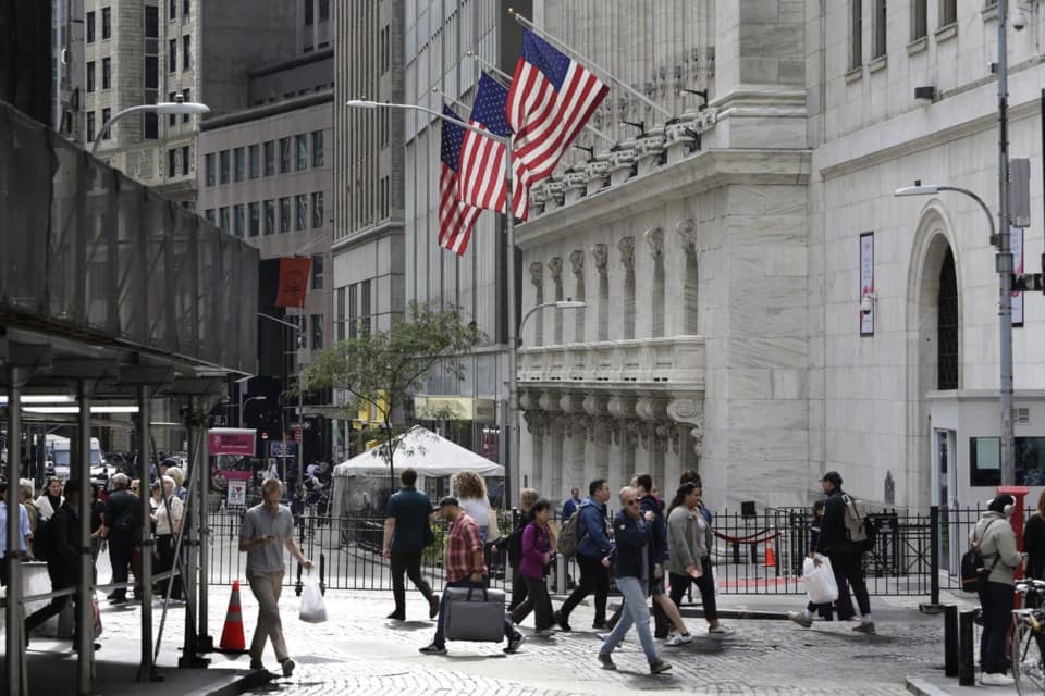 US Stocks (News Central TV)