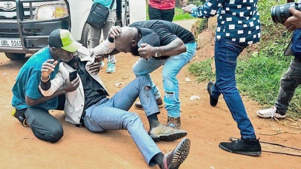 Ugandan Opposition Leader Bobi Wine Injured in Police Confrontation