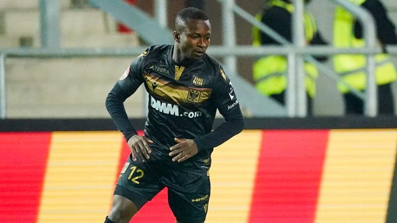 Togo’s Samuel Asamoah Breaks Neck During Match